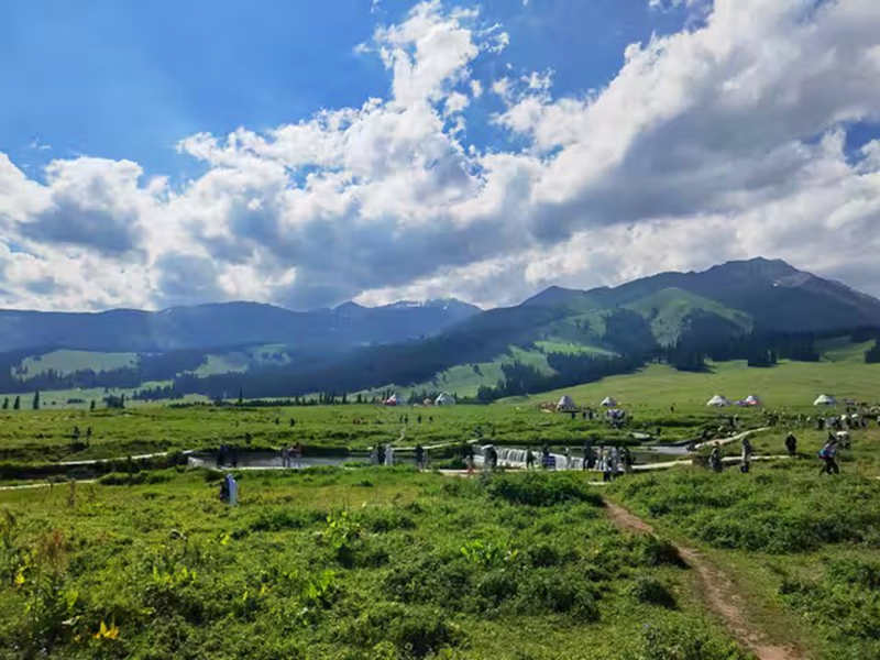 6人小团，北疆全景】新疆10日，独库公路/赛里木湖/薰衣草/那拉提/巴音布鲁克/禾木 等